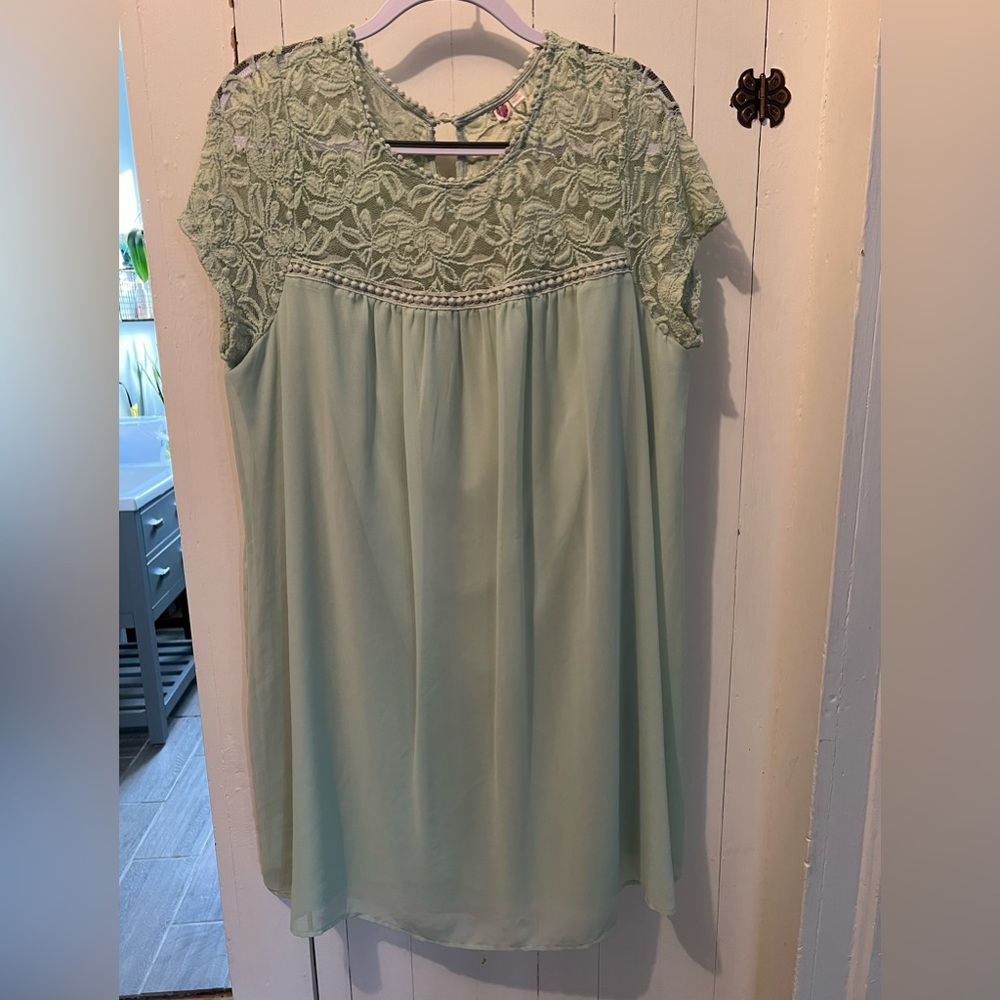 Women’s Mint Green Mini Dress Size 2XL. NWOT